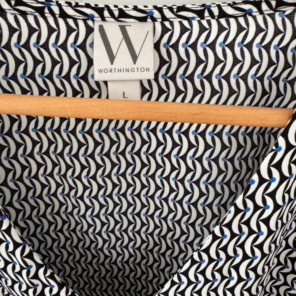Worthington Black and White Geometric Blouse - Picture 2 of 3